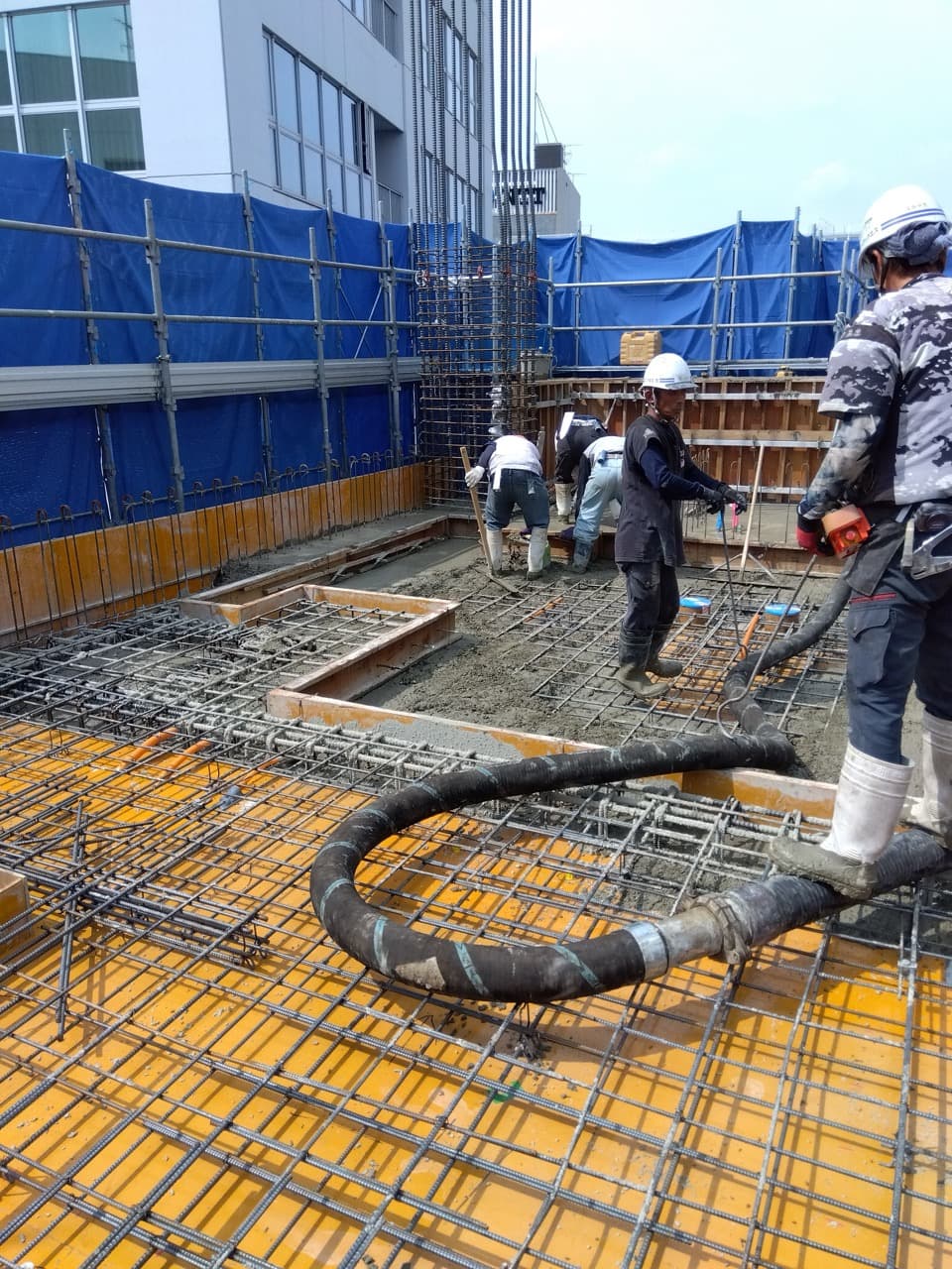 【年収500万〜×社宅即入居可】コンクリート圧送(オペレーター/作業員)|年休120日・東海3県中心