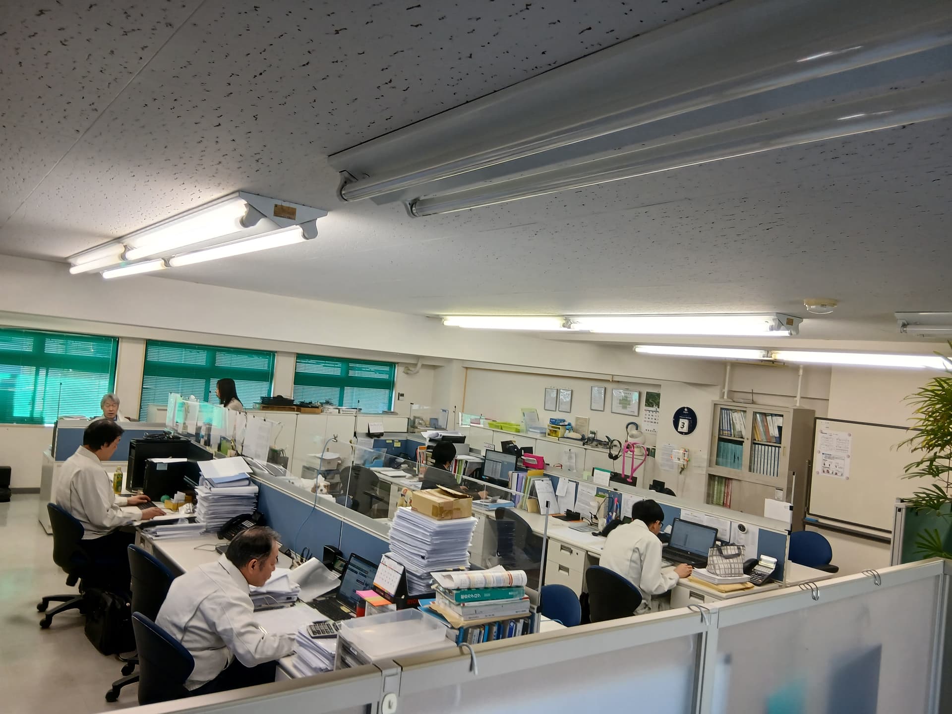 【年休125日/月33万円〜】改修工事の現場監督|現場経験を“監督ポジション”に活かす/富士見市
