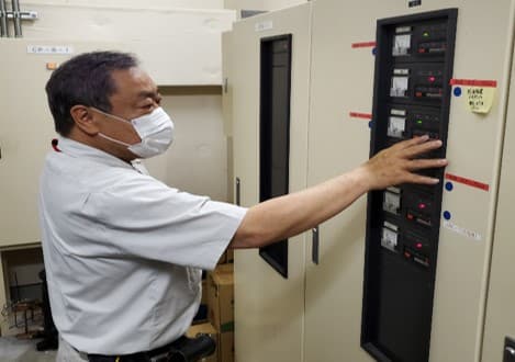 【未経験から月26.4万〜×賞与年2回】電気工事士2級は資格手当月2万!数年後には責任者へ|転勤なし