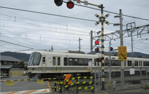 【未経験歓迎×資格取得支援あり】教育体制が自慢!鉄道信号設備の電気エンジニア募集|家族も安心の福利厚生