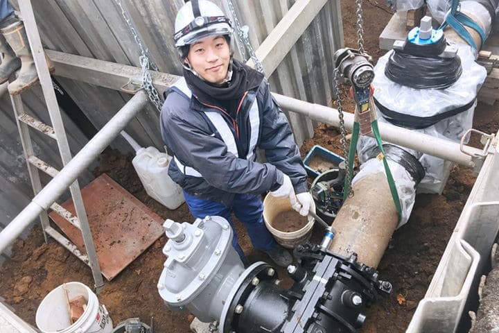 【月25万〜35万円×賞与2ヶ月】配管工事スタッフ|公共施設中心|八戸市