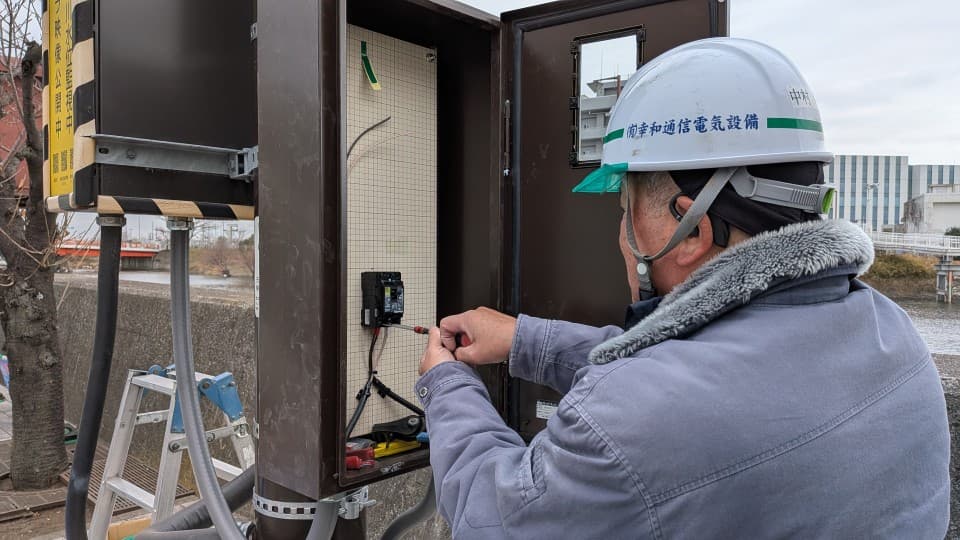 【未経験OK】電気工事士|月30万〜可/残業月10h以下/川口市中心