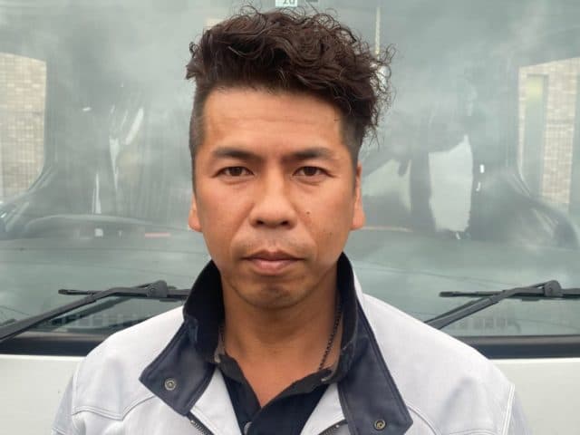 【横浜南区×加工場完備】屋根・外壁の施工スタッフ|月35万〜50万◎経験者歓迎/未経験も育成