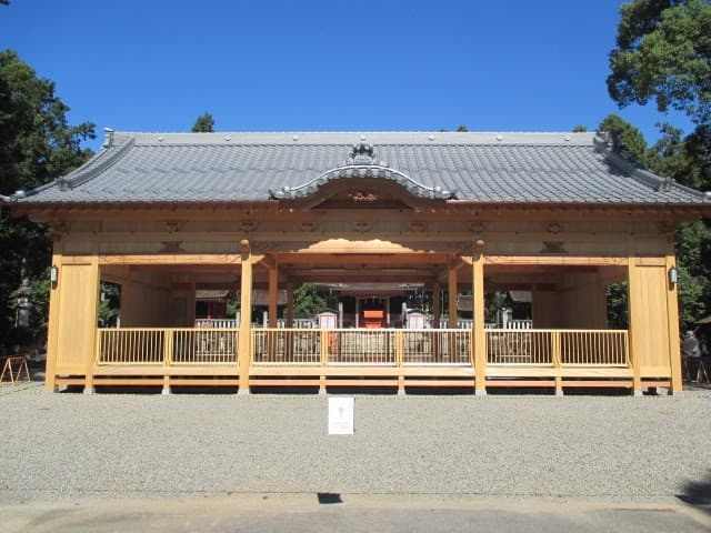 【経験者優遇×月30万〜可】社寺建築から一般住宅まで手がける宮大工職人|未経験から匠を目指す
