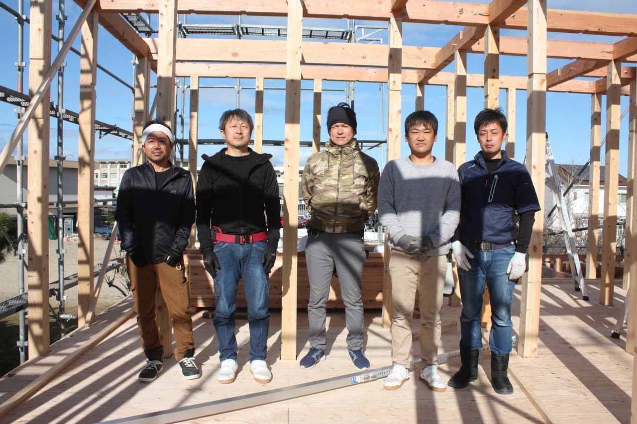 【月給25万〜45万×残業ほぼなし】創業50年超の老舗|大工職人|徳島県内メイン