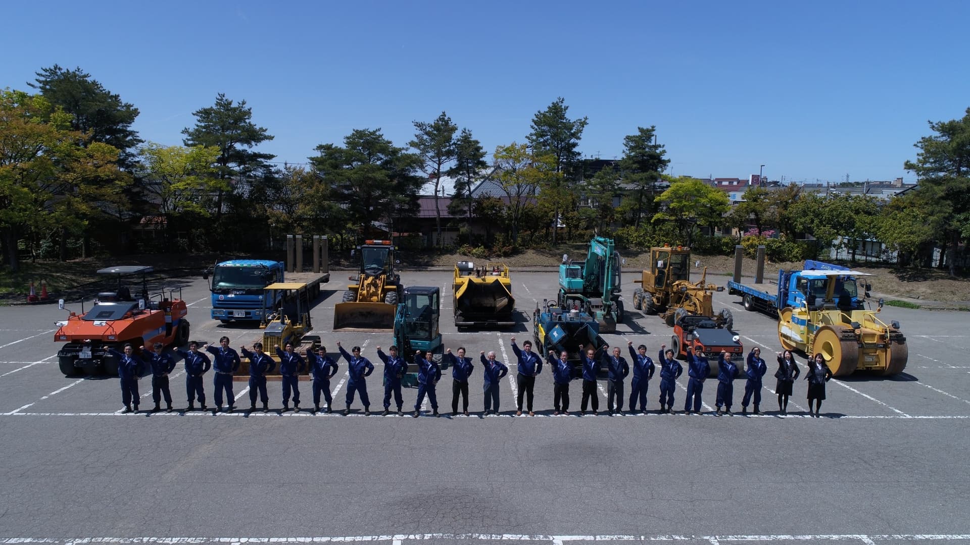 【未経験24万〜×暑さ手当あり】20~40代が活躍する舗装工事スタッフ|新発田