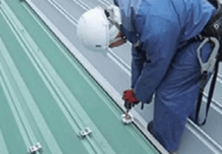 【年収400万〜×残業ほぼなし】創業70年以上の安定企業で手に職を◎屋根・板金工事|白山市